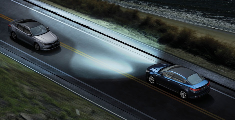 Tecnologia Kia Drive Wise: High Beam Assist