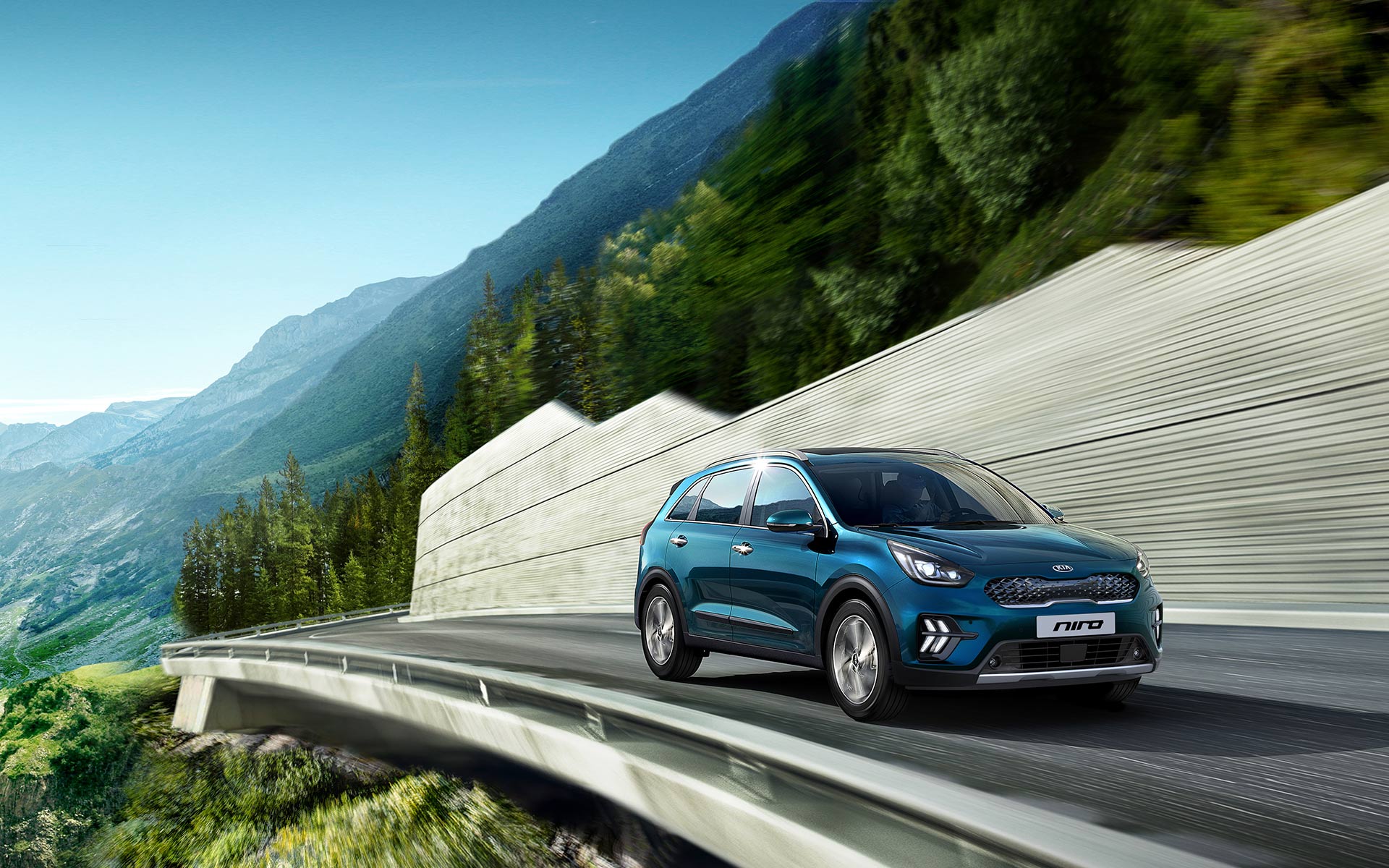 New Kia Niro versatile efficient hybrid crossover